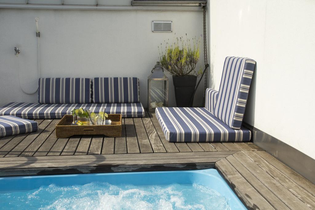 Pavi Apts Ljubljana - Private Rooftop Swimming Pool Szoba fotó