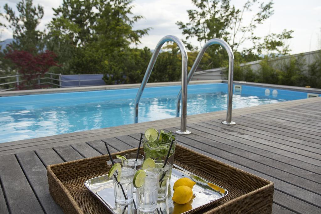 Pavi Apts Ljubljana - Private Rooftop Swimming Pool Szoba fotó